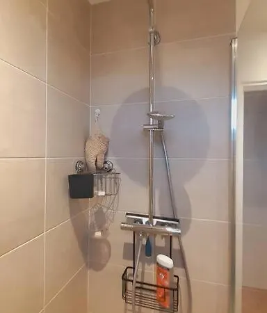 Appartement Calme, Lumineux Et Spacieux. Angers.